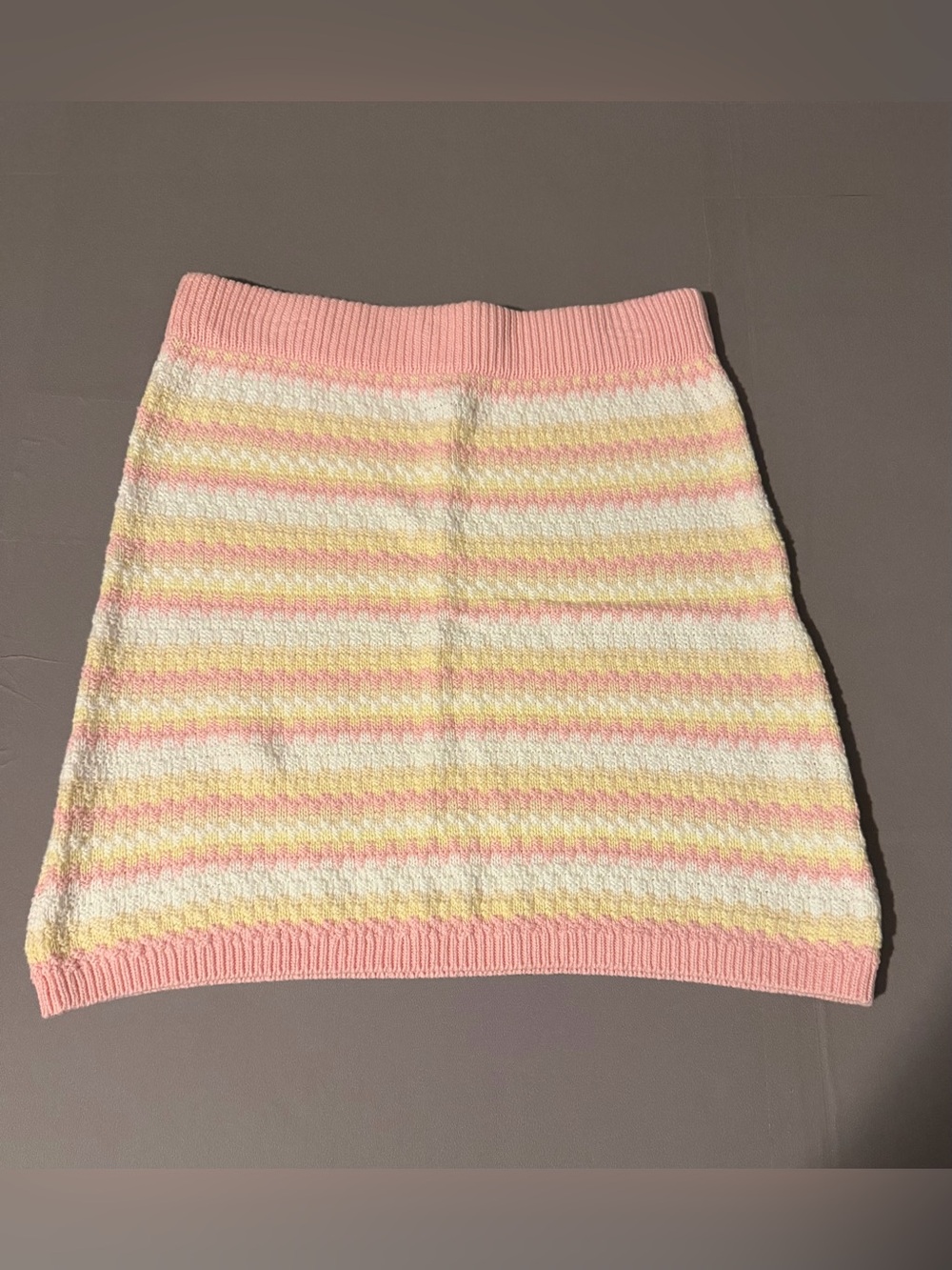 A-line crochet knit mini skirt pink white and yellow - Picture 2 of 7